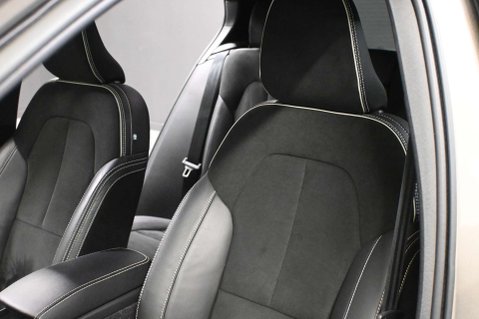 Volvo XC40 1.5 XC40 R-Design Pro T5 Recharge Auto 5dr 51