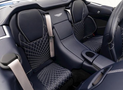 Aston Martin Vanquish S Volante 15