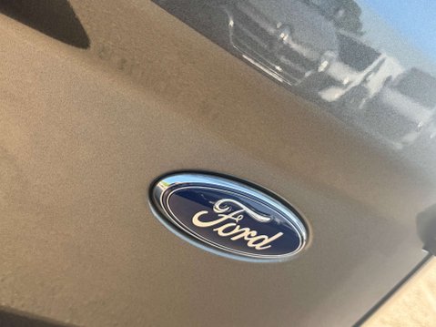 Ford Transit Connect 1.5 240 EcoBlue Limited Panel Van 5dr Diesel Manual L1 Euro 6 (s/s) (120 ps 17