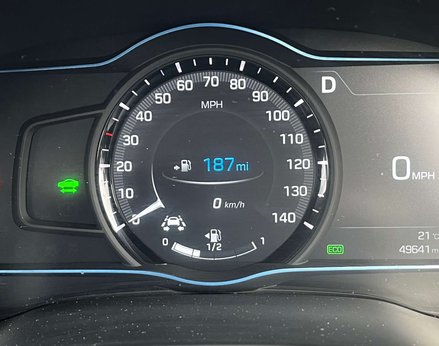 Hyundai IONIQ 1.6 IONIQ Premium SE FHEV Semi-Auto 5dr 24