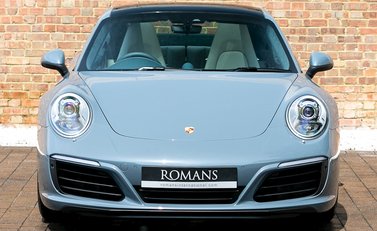 Porsche 911 (991.2) Carrera 4