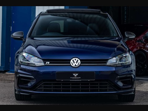 Volkswagen Golf 2.0 Golf R TSi 4Motion Semi-Auto 4WD 5dr 28