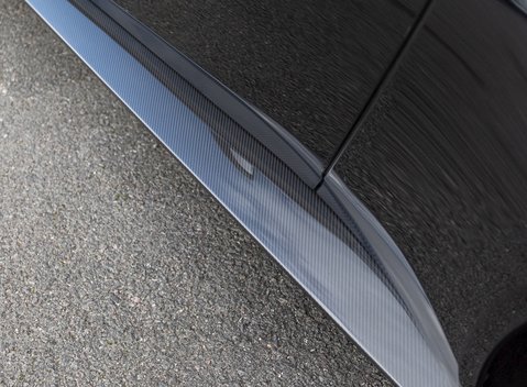 Aston Martin V8 Vantage 29