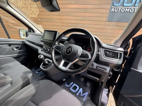 Renault Trafic 2.0 Trafic LL30 Sport+ Blue dCi 24