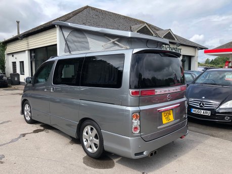 Nissan Elgrand 3.5 V6 Automatic Highway Star 4 berth Camper van with pop up roof 57000m 5