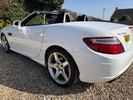 Mercedes-Benz SLK 2.1 SLK250 CDI AMG Sport G-Tronic+ Euro 5 (s/s) 2dr 10