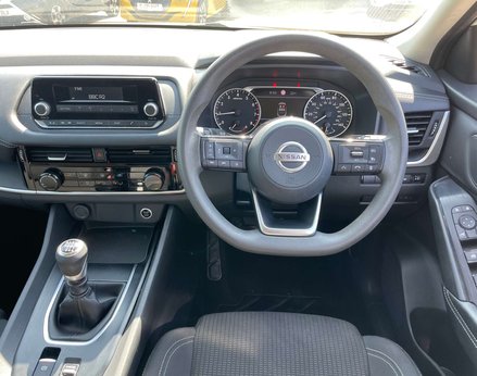 Nissan Qashqai 1.3 Qashqai Visia DiG-T MHEV 5dr 18