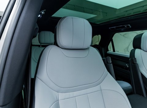 Land Rover Range Rover Sport D300 Dynamic SE 13