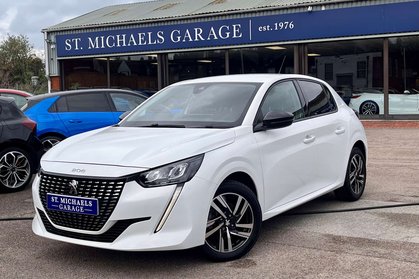 Peugeot 208 1.2 208 Allure Premium+ PureTech SS 5dr