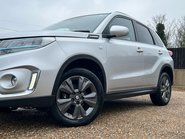 Suzuki Vitara SZ-T MHEV 15