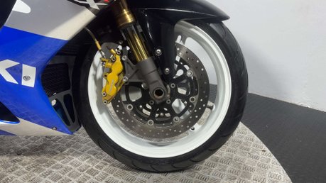 Suzuki GSX-R GSXR 1000 2002 33K NEW MOT VERY CLEAN CLASSIC 1000CC SPORTS BIKE 32