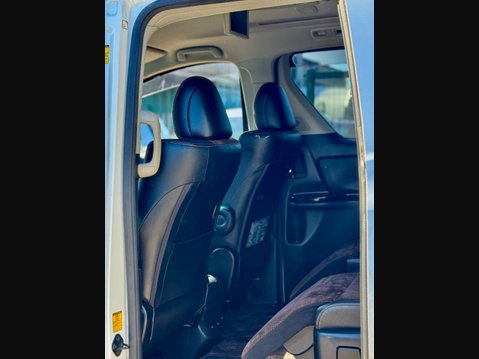 Toyota Alphard TYPE GOLDEN II V6 58