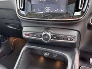 Volvo XC40 2.0 XC40 Inscription Pro D4 AWD Auto 4WD 5dr 31