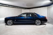 Rolls-Royce Ghost V12. STARLIGHT. H, C & M SEATS. REAR ENTERTAINMENT. HUD. A/CRUISE CONTROL 8