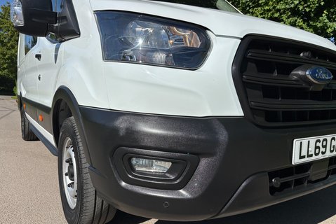 Ford Transit 350 L4 H3 130 ps DCIV with Air Conditioning 21