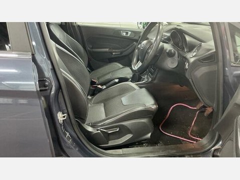 Ford Fiesta 1.0T EcoBoost Titanium X Euro 5 (s/s) 5dr 5
