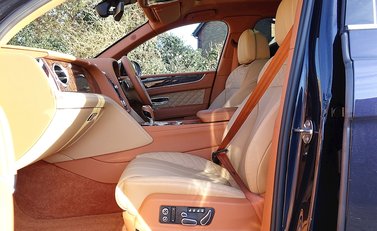 Bentley Bentayga 25