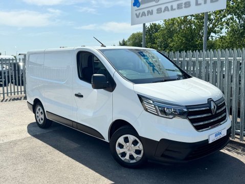 Renault Trafic 2.0 dCi Blue SL30 Advance Panel Van 5dr Diesel Manual L1 H1 Euro 6 (s/s) (1 23