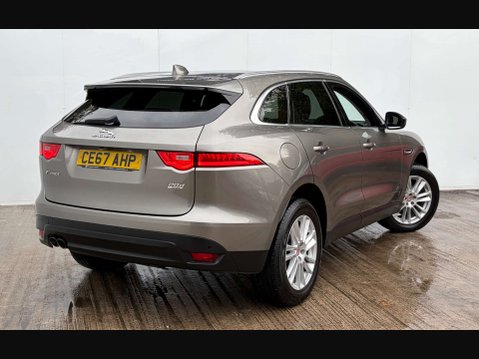 Jaguar F-Pace 2.0 F-PACE Portfolio AWD D 4WD 5dr 26