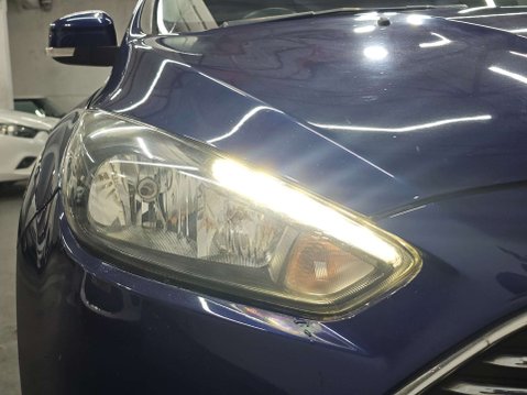 Ford Focus 1.0 Titanium 5dr 89