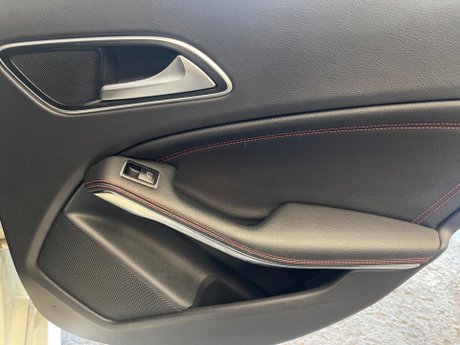 Mercedes-Benz A Class 2.1 A220 CDI AMG Night Edition 7G-DCT Euro 6 (s/s) 5dr 21