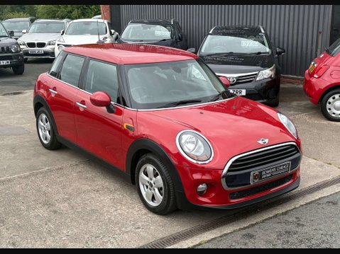 Mini Hatch 1.5 Cooper Auto 5dr 28