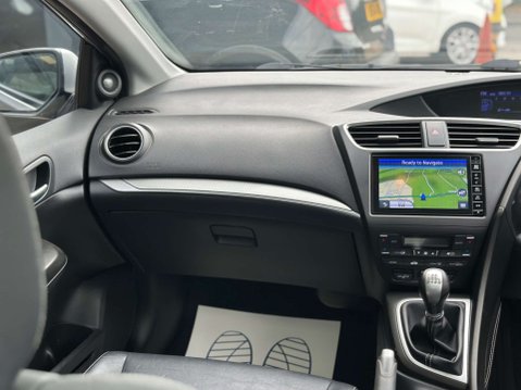 Honda Civic 1.6 Civic i-DTec SR 5dr 17