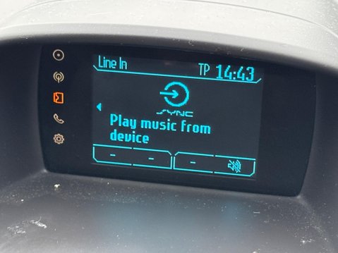 Ford Fiesta 1.0T EcoBoost Zetec Euro 5 (s/s) 5dr 12