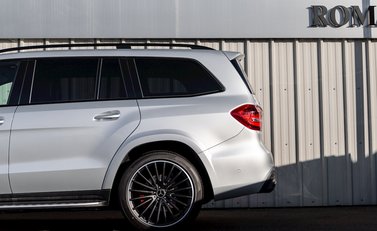 Mercedes-Benz GLS GLS 63 33