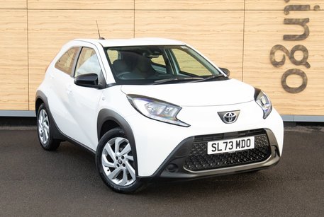 Toyota Aygo X VVT-I PURE