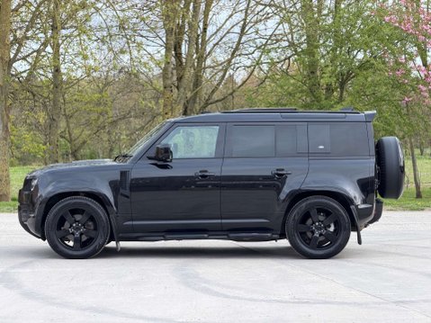Land Rover Defender 3.0 Defender XS Edition D MHEV A 4WD 5dr 37