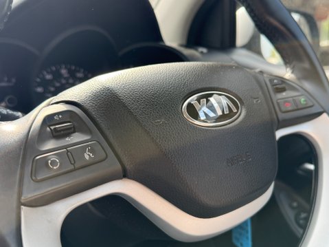 Kia Picanto 2 ONLY 7,640 MILES 23