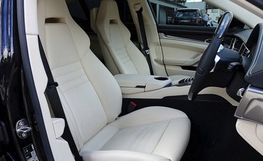 Porsche Panamera Turbo 19