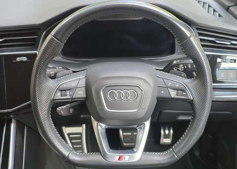 Audi Q7 3.0 Q7 Black Edition 45 TDI MHEV Quattro Auto 4WD 5dr 14