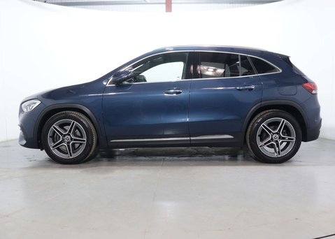 Mercedes-Benz GLA 1.3 GLA 180 AMG Line Premium Auto 5dr 9