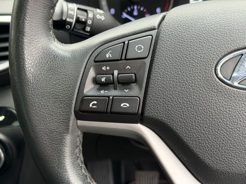 Hyundai TUCSON CRDI PREMIUM SE MHEV 14