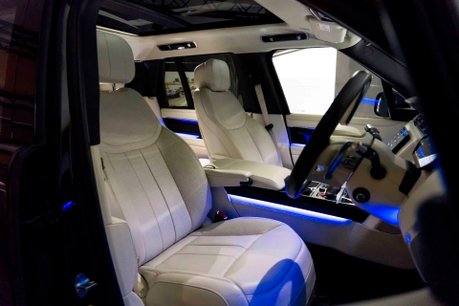 Land Rover Range Rover HSE. NOW SOLD. SIMILAR REQUIRED. PLEASE CALL 01903 254800. 25