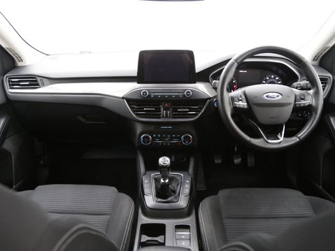 Ford Focus 1.0T EcoBoost Titanium Euro 6 (s/s) 5dr 9