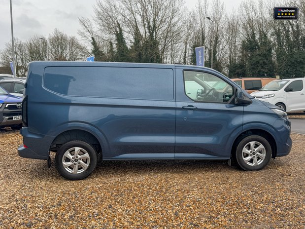 Ford Transit Custom LWB L2H1 [SOLD MM] Low Roof Prime 2900 Air Con Sensors EURO 6 NO VAT 5