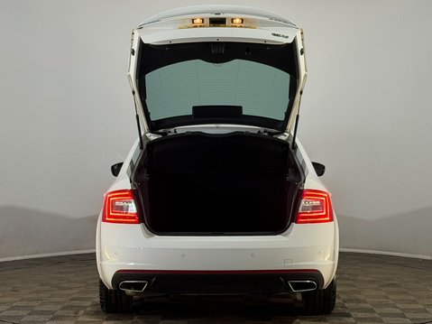 Skoda Octavia VRS 2.0 TDI MANUAL 9