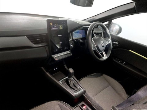 Renault Captur 1.6 E-TECH techno SUV 5dr Petrol Hybrid Auto Euro 6 (s/s) (145 ps) Air Con 15
