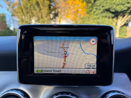 Mercedes-Benz GLA 2.1 GLA220d AMG Line (Premium Plus) SUV 5dr Diesel 7G-DCT 4MATIC Euro 6 (s/ 17