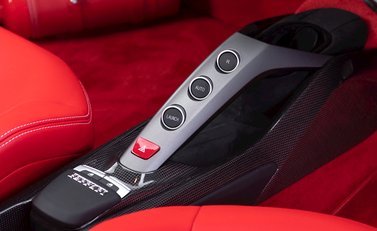 Ferrari 488 GTB 18