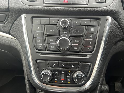 Vauxhall Mokka 1.6i Exclusiv SUV 5dr Petrol Manual 2WD Euro 6 (s/s) (115 ps) 27