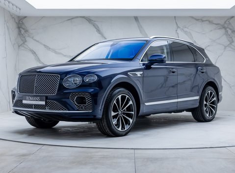 Bentley Bentayga V8 First Edition LHD 1