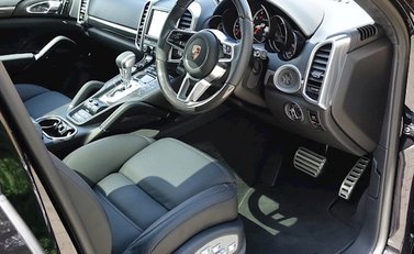 Porsche Cayenne Turbo 17