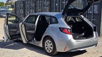 Toyota Corolla 1.8 VVT-h Design Touring Sports 5dr Petrol Hybrid CVT Euro 6 (s/s) (122 ps) 8