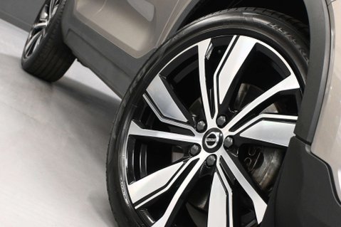 Volvo XC40 1.5 XC40 R-Design Pro T5 Recharge Auto 5dr 10