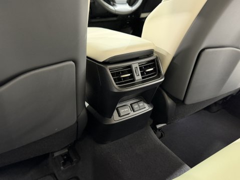 Lexus Es 300H TAKUMI 46