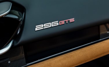 Ferrari 296 GTS 22